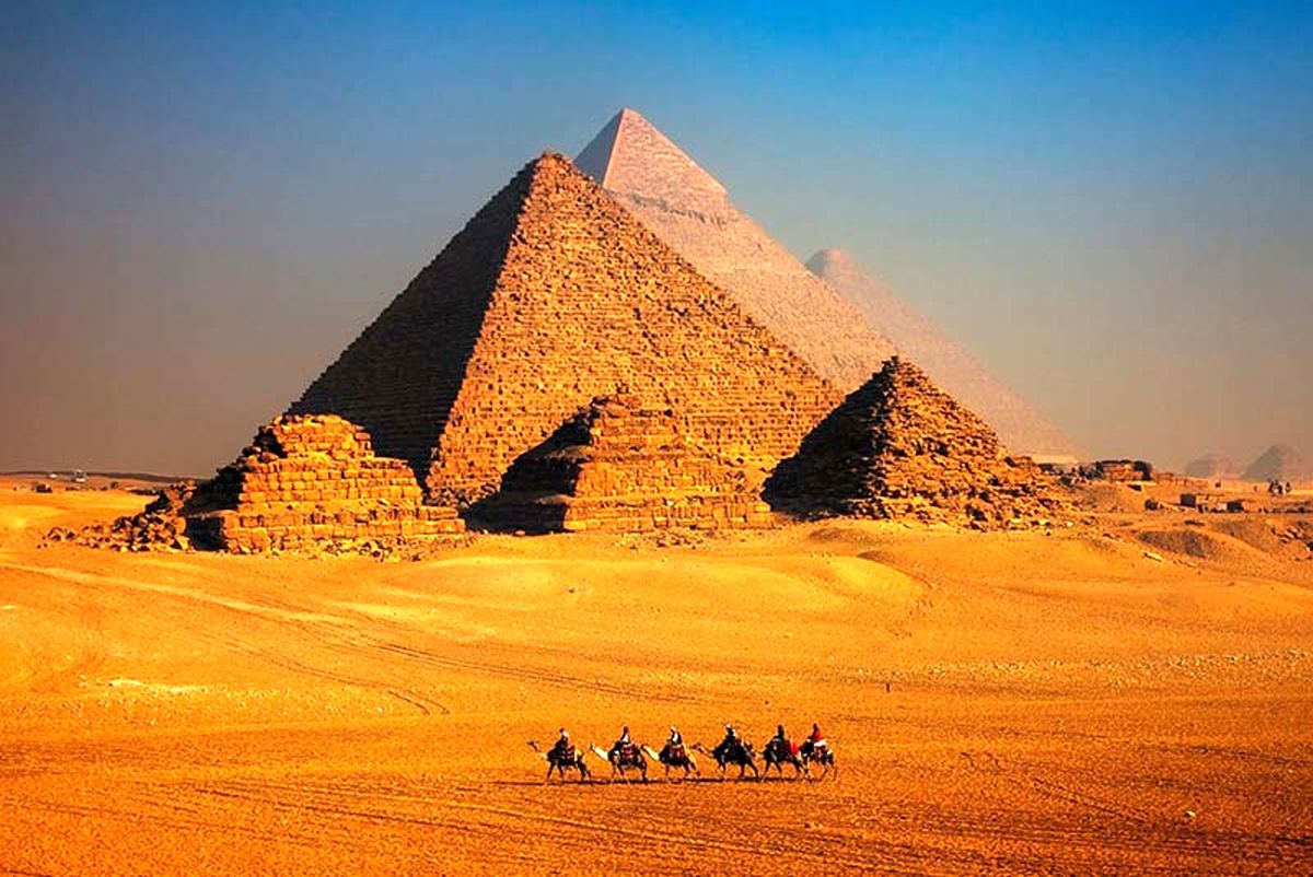 کشف شدن گنج هزار ساله در مصر !